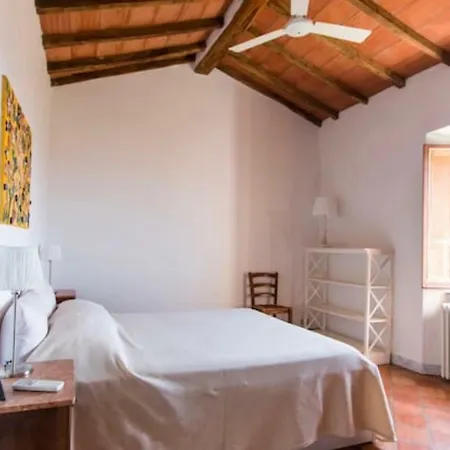Apartment Casa Rosa In Collina Pietrasanta