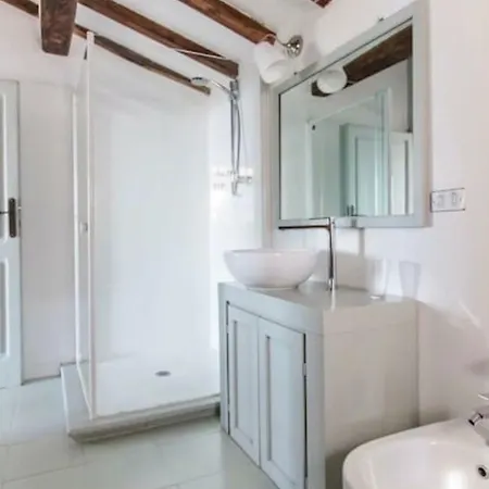 Casa Rosa In Collina Apartment *