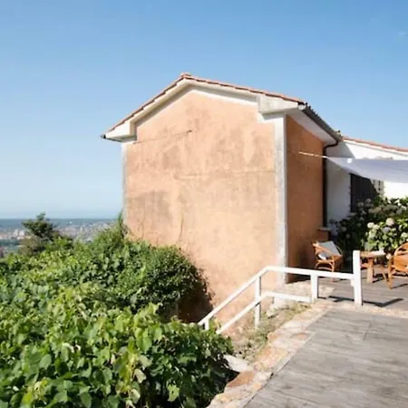Apartment Casa Rosa In Collina Pietrasanta
